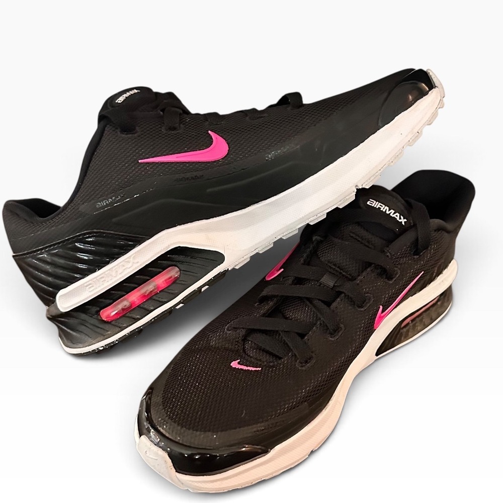 NIKE Air Max Women 10 Black Pink NWOT Sports Culture Sneakers